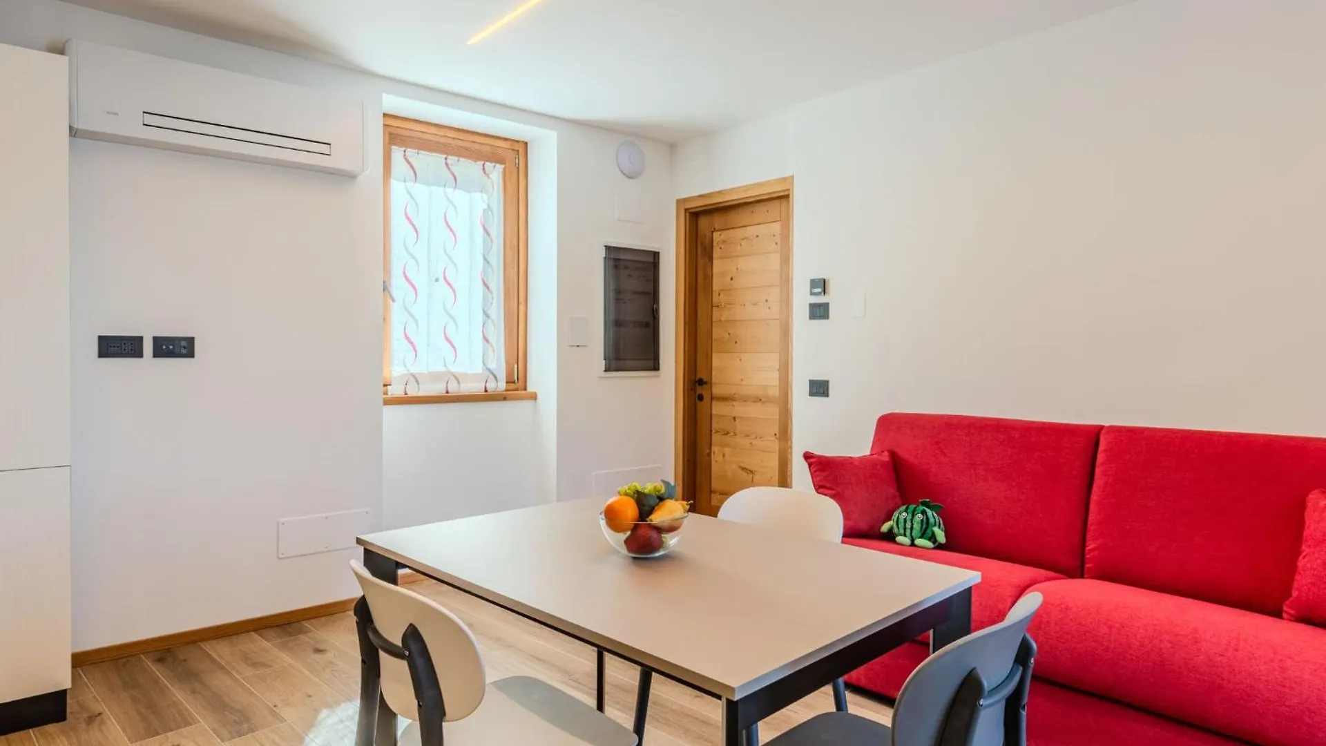 Apartment Martin Pescatore By Interhome Verceia Italie